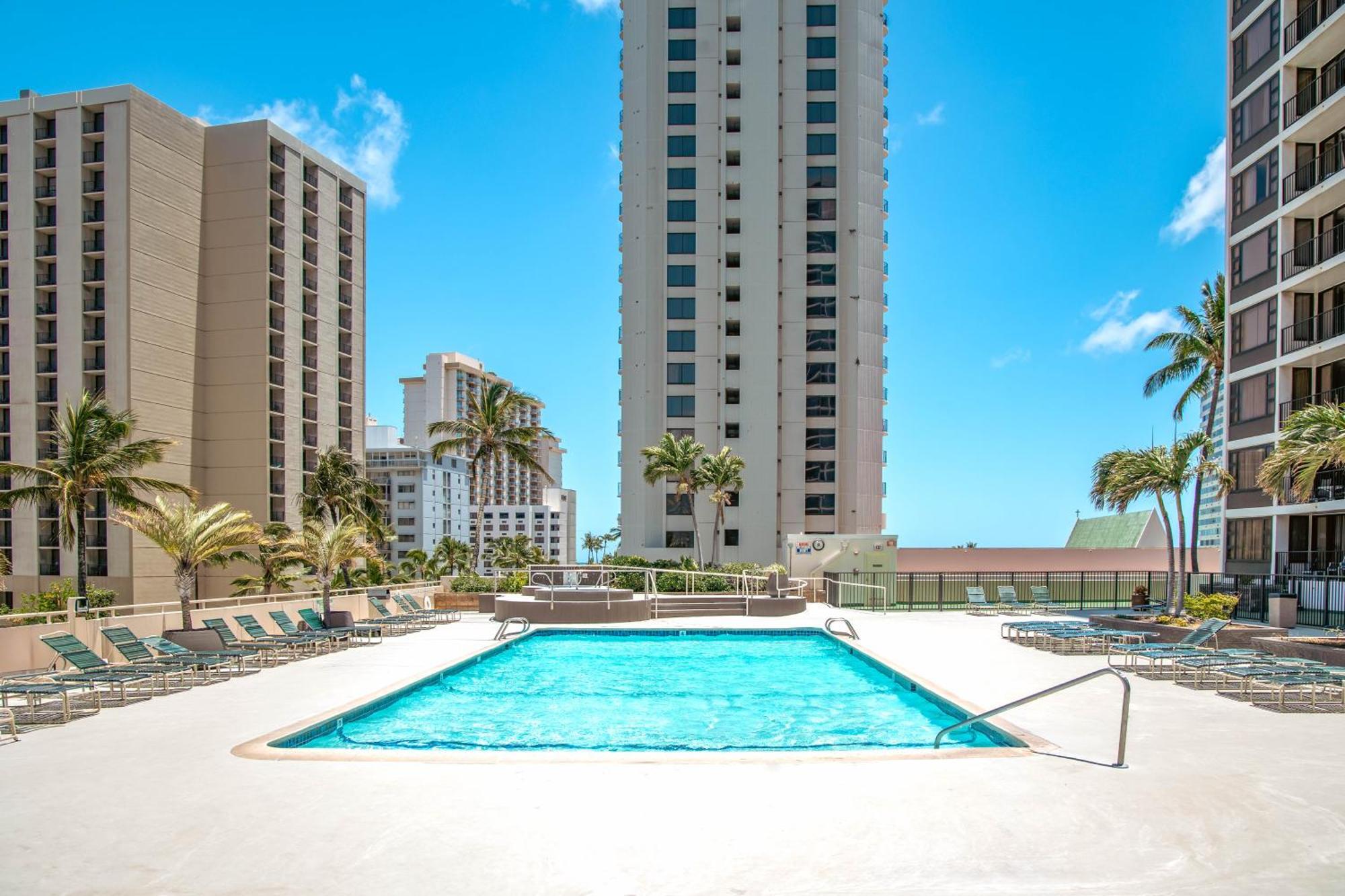 Aloha Vibes With Ocean Views, Near Beach & Parking! Honolulu Dış mekan fotoğraf