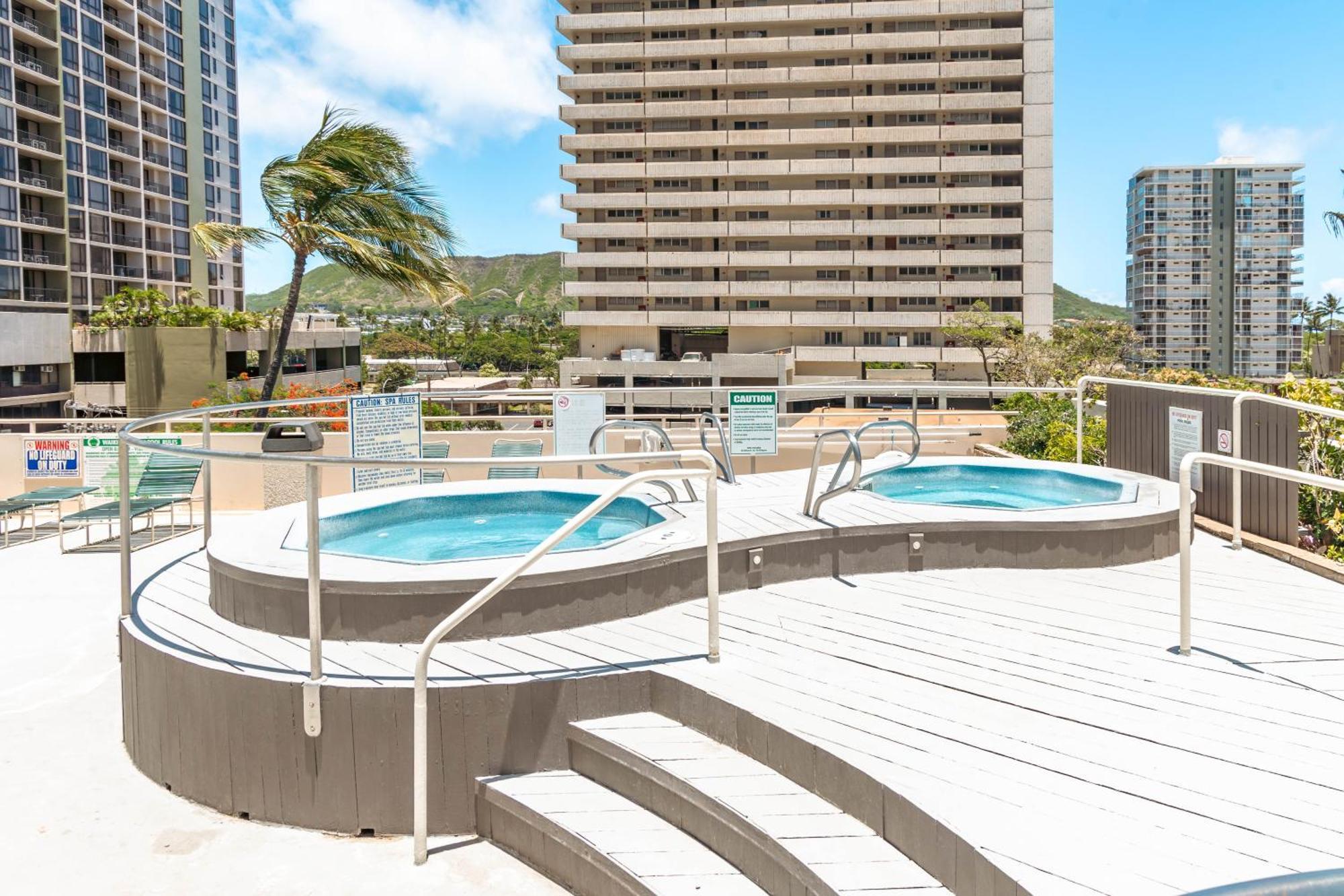 Aloha Vibes With Ocean Views, Near Beach & Parking! Honolulu Dış mekan fotoğraf