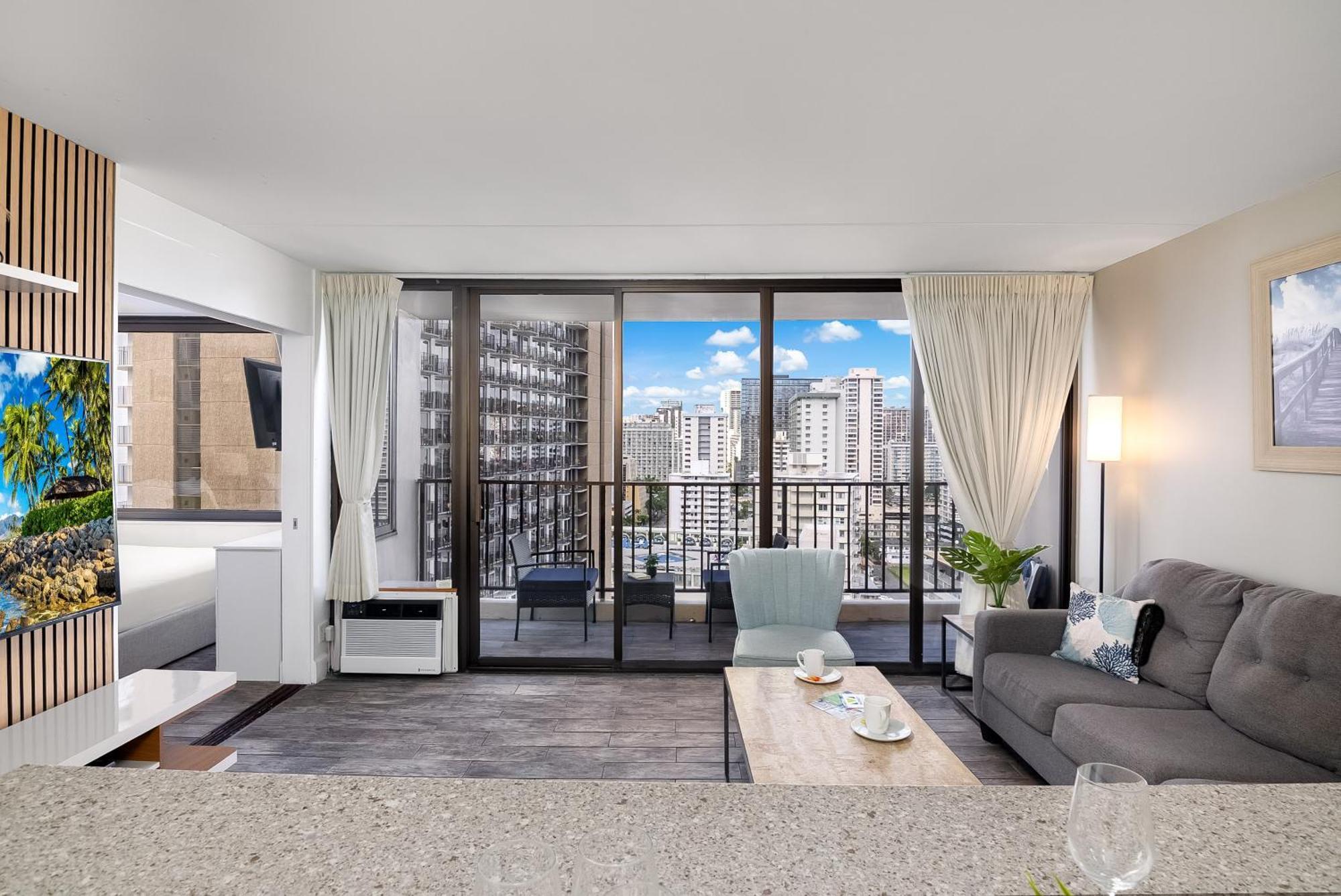 Aloha Vibes With Ocean Views, Near Beach & Parking! Honolulu Dış mekan fotoğraf
